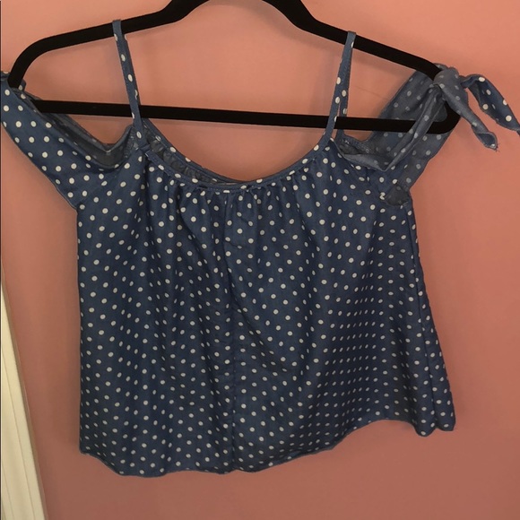 crop top - Picture 2 of 3